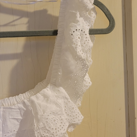 Old Navy White Ruffled Women's Tank Top Size 4X NWOT - Picture 4 of 5